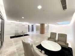 Marine Blue (D15), Condominium #564557421